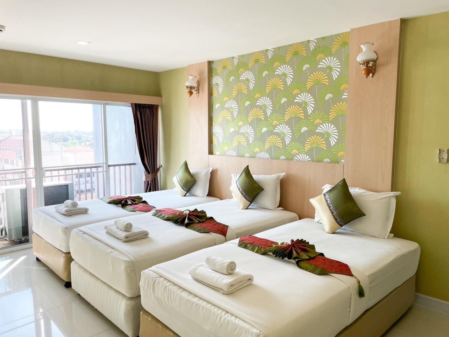 Family Hotel Khon Kaen Exteriör bild