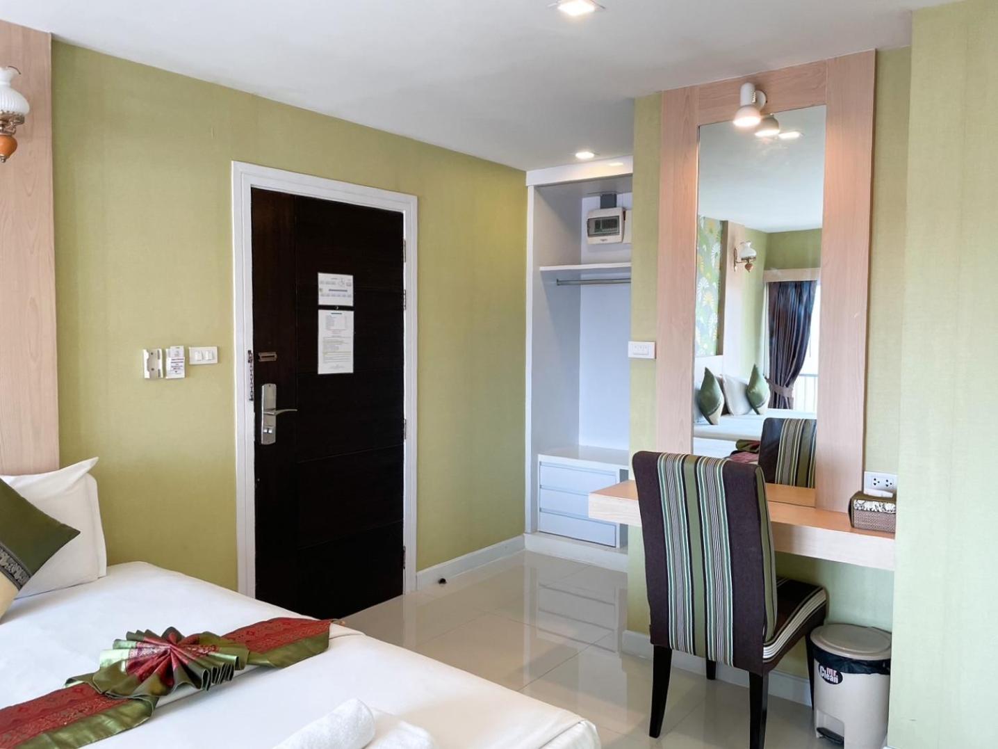 Family Hotel Khon Kaen Exteriör bild