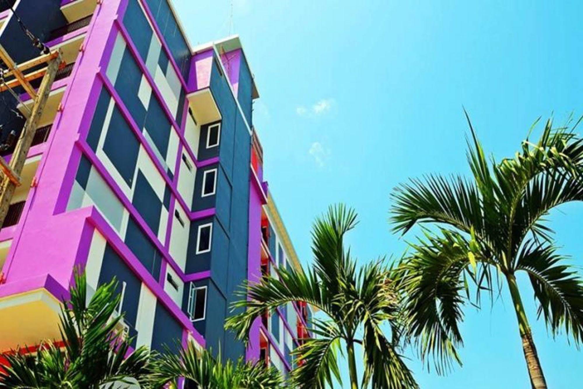 Family Hotel Khon Kaen Exteriör bild